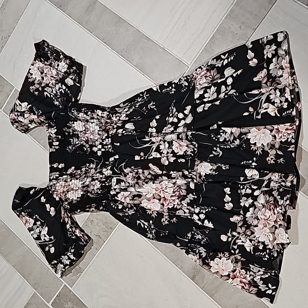 Black floral dress, brand new